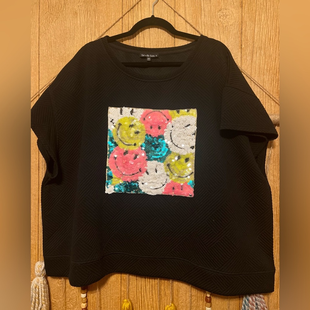Smiley Face textured top
